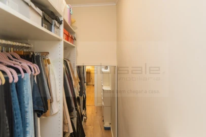 Apartamento T2 para Venda em Agualva e Mira-Sintra