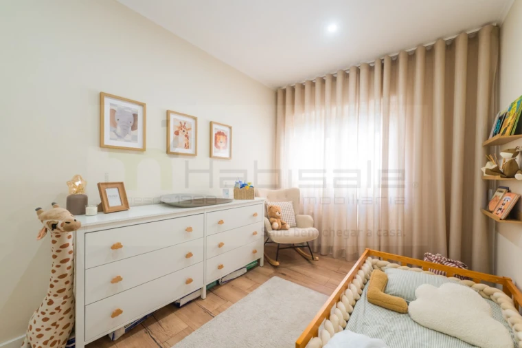 Apartamento T2 para Venda em Agualva e Mira-Sintra Foto 20