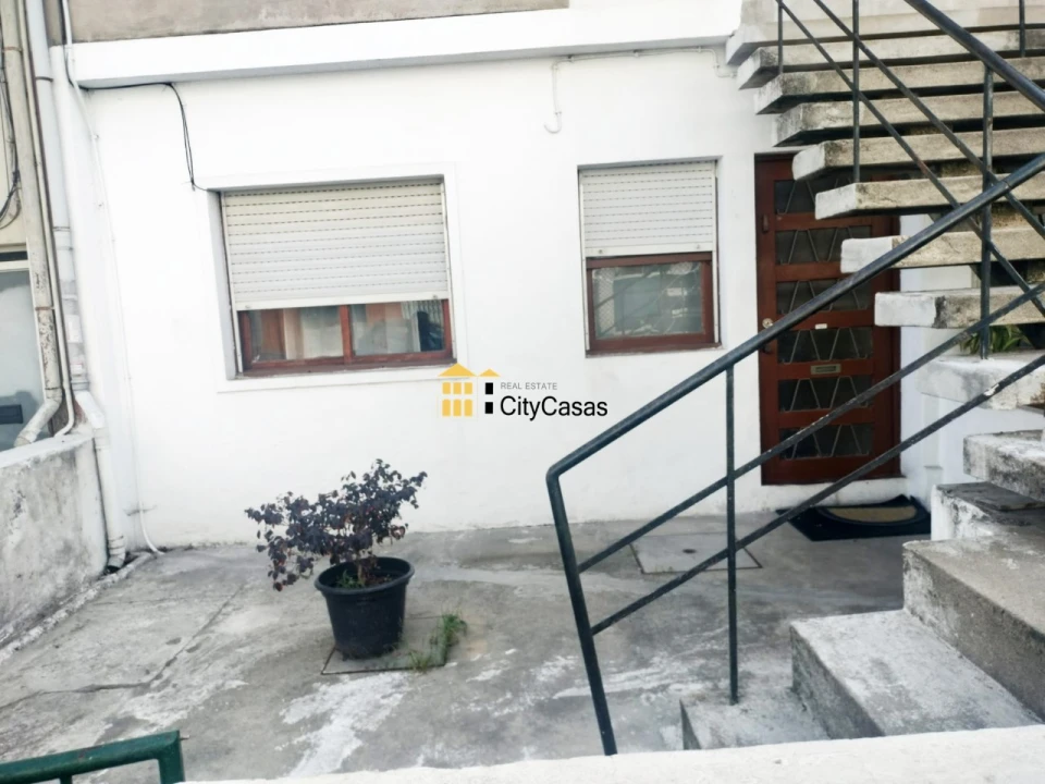 Apartamento T1 para Venda em Oliveira do Douro Foto 5