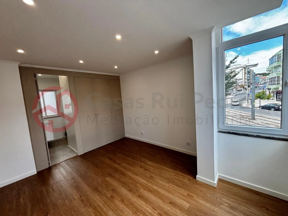 Apartamento T3 para Venda em Almada, Cova da Piedade, Pragal e Cacilhas Foto 16