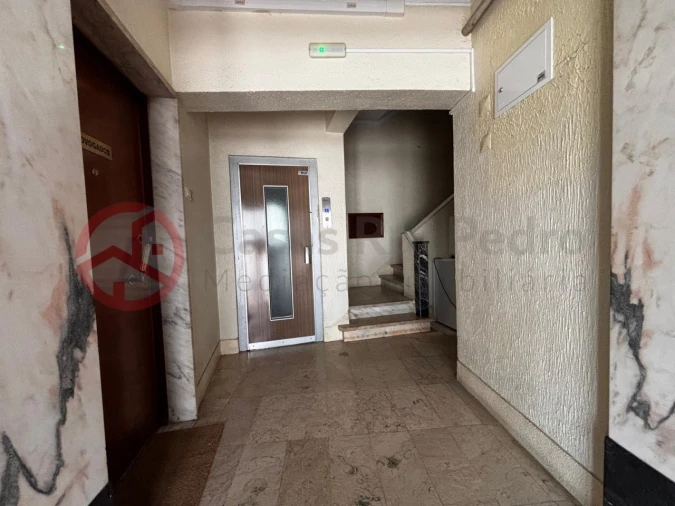Apartamento T3 para Venda em Almada, Cova da Piedade, Pragal e Cacilhas Foto 25