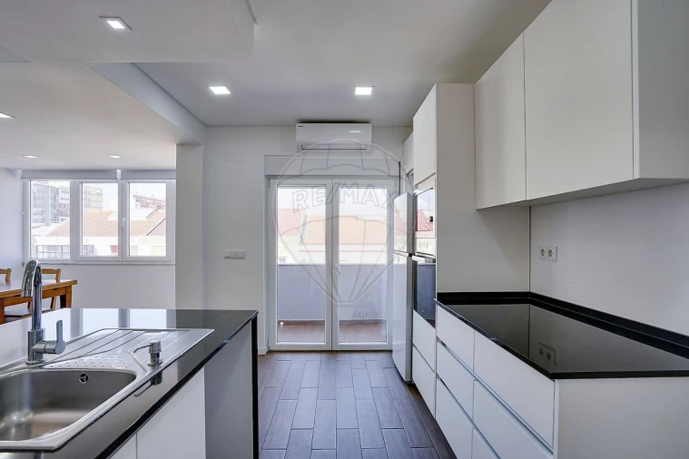 Apartamento T2 para Venda em Setubal (São Sebastião) Foto 22