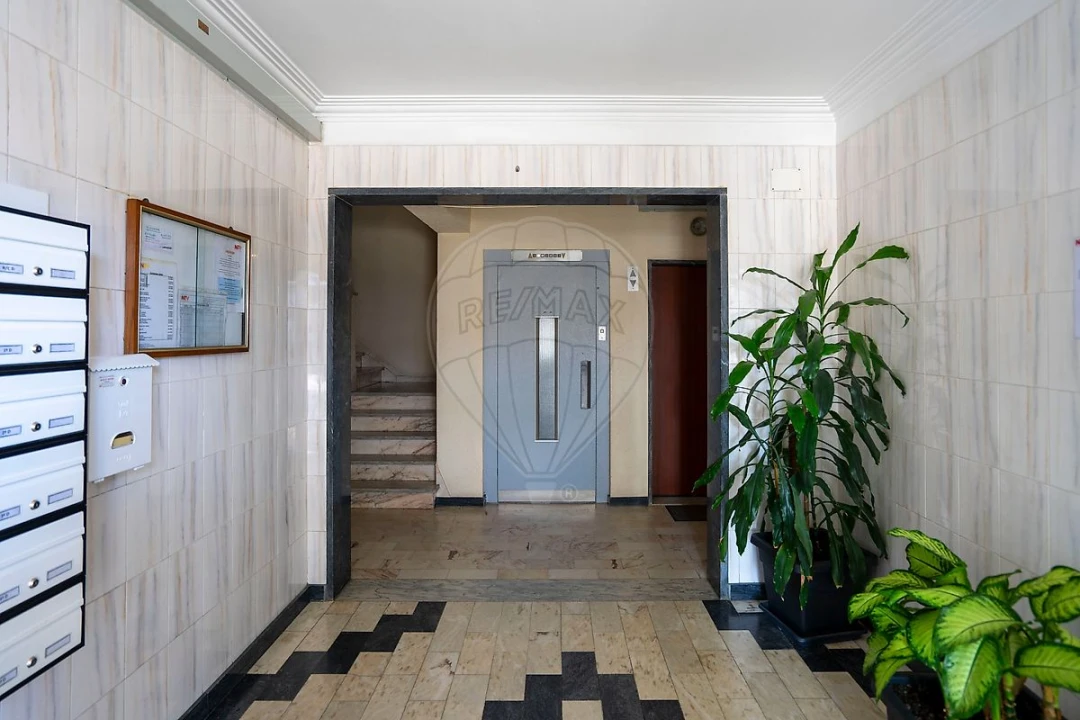 Apartamento T2 para Venda em Setubal (São Sebastião) Foto 27