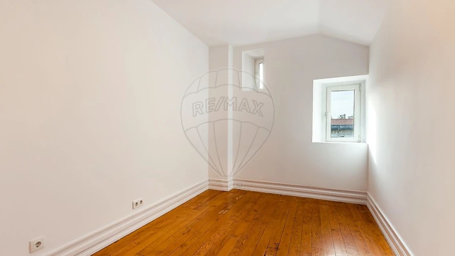 Apartamento T4 para Venda em Misericórdia
