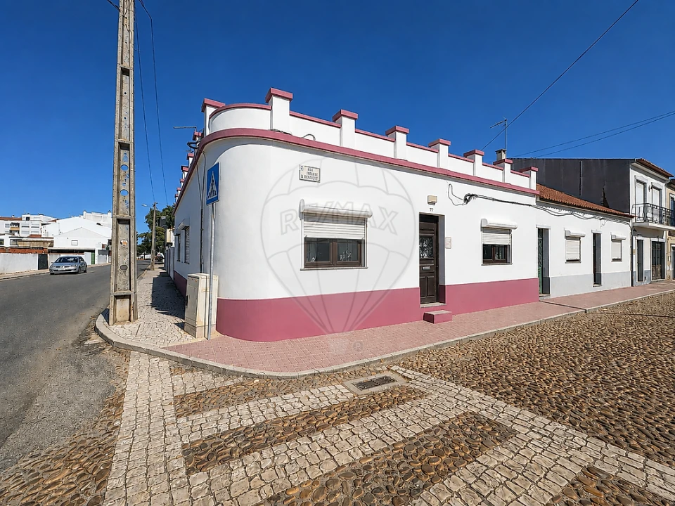 Moradia T3 para Venda em Almeirim Foto 1