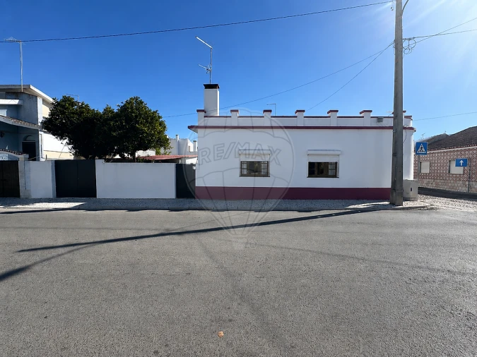 Moradia T3 para Venda em Almeirim Foto 3