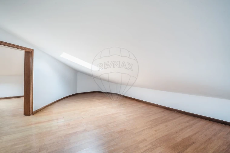 Apartamento T2 para Venda em Santa Marinha e São Pedro da Afurada Foto 31