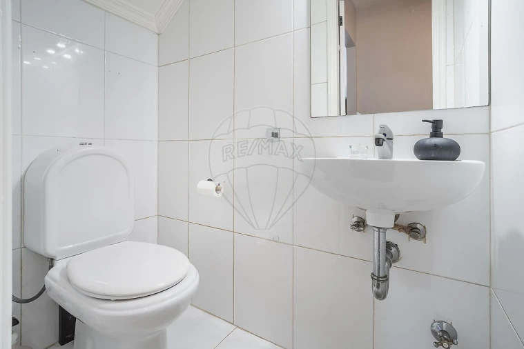 Apartamento T2 para Venda em Santa Marinha e São Pedro da Afurada Foto 32