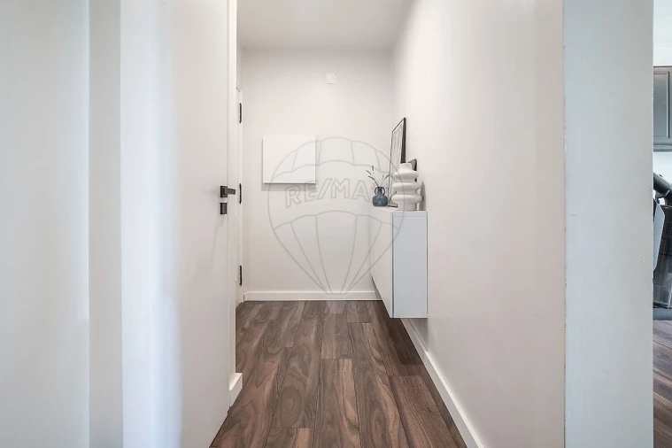 Apartamento T2 para Venda em Santa Marinha e São Pedro da Afurada Foto 3