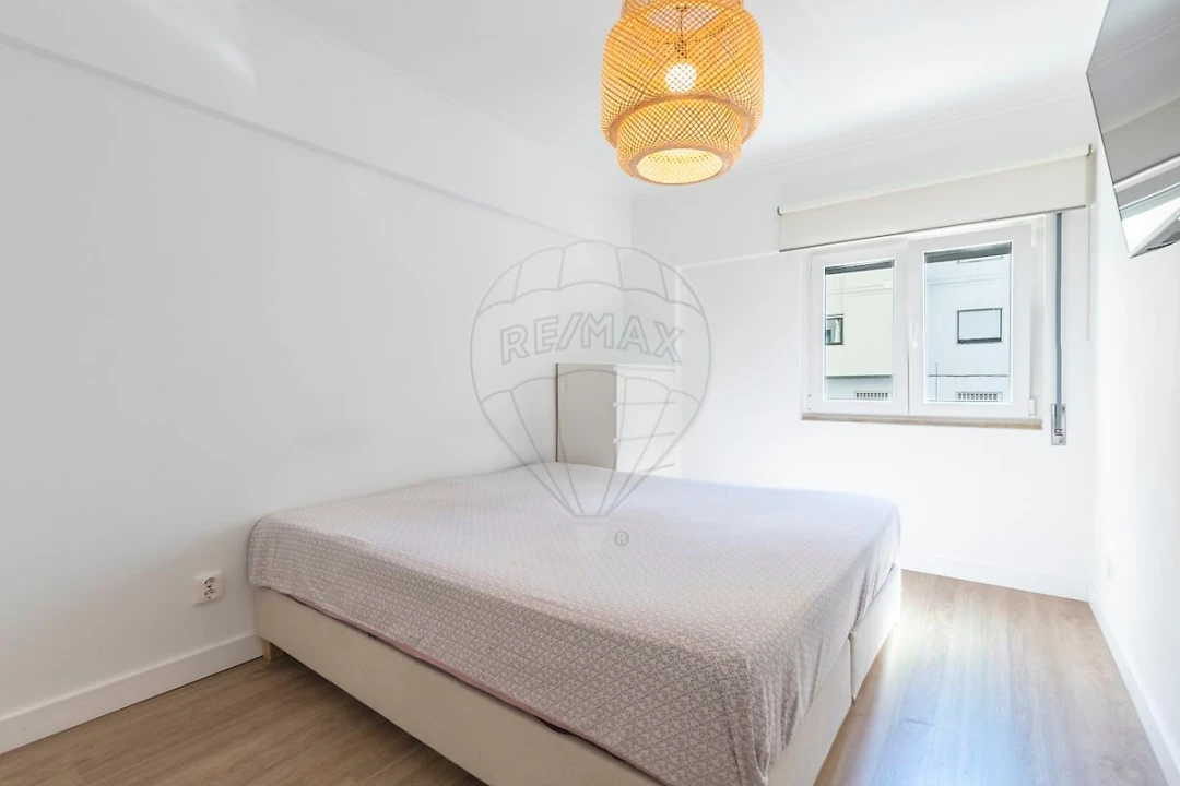 Apartamento T3 para Venda em Algés, Linda-A-Velha e Cruz Quebrada-Dafundo Foto 7