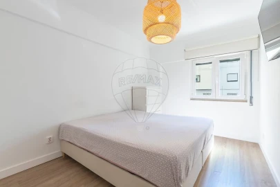 Apartamento T3 para Venda em Algés, Linda-A-Velha e Cruz Quebrada-Dafundo