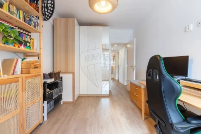 Apartamento T3 para Venda em Algés, Linda-A-Velha e Cruz Quebrada-Dafundo