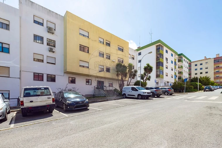Apartamento T3 para Venda em Algés, Linda-A-Velha e Cruz Quebrada-Dafundo Foto 25