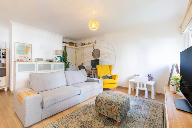 Apartamento T3 para Venda em Algés, Linda-A-Velha e Cruz Quebrada-Dafundo Foto 4