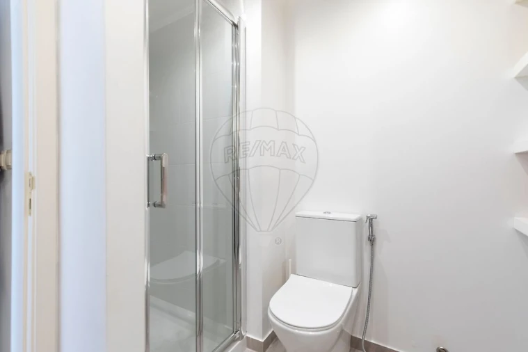 Apartamento T3 para Venda em Algés, Linda-A-Velha e Cruz Quebrada-Dafundo Foto 11