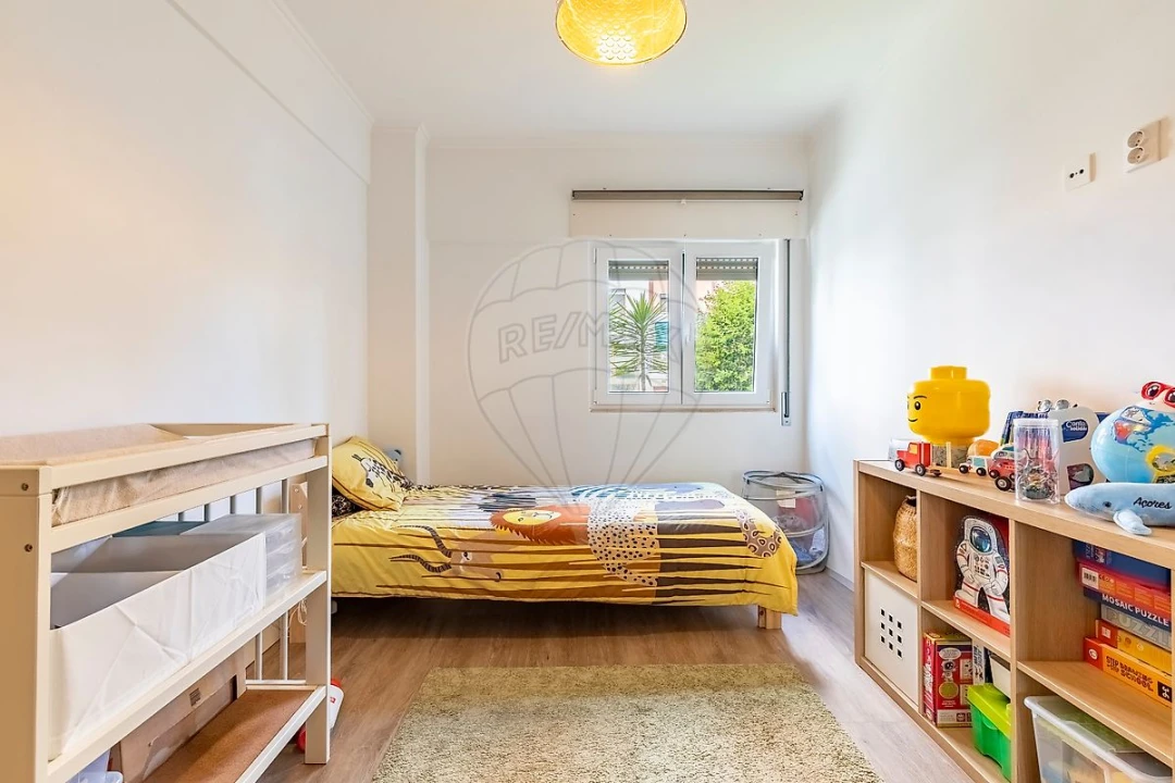Apartamento T3 para Venda em Algés, Linda-A-Velha e Cruz Quebrada-Dafundo Foto 19