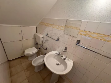 Moradia T3 para Arrendamento em Azueira e Sobral da Abelheira