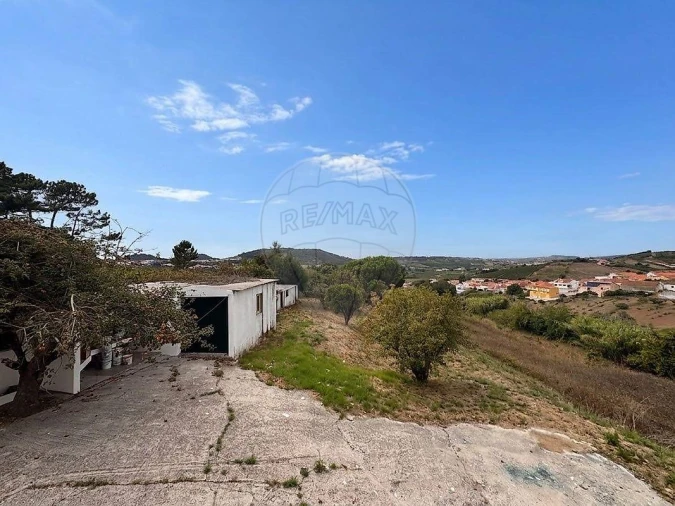 Moradia T3 para Arrendamento em Azueira e Sobral da Abelheira Foto 23