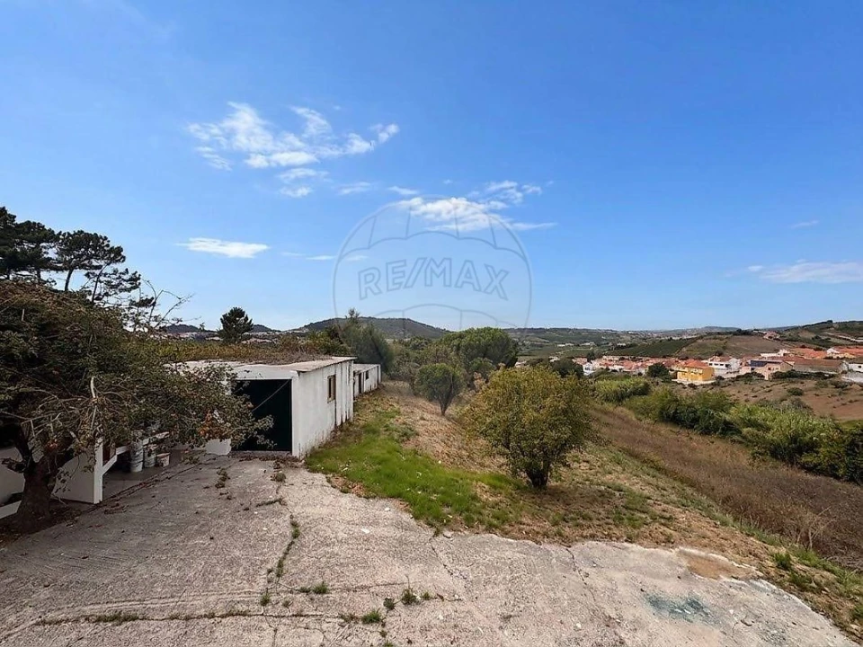 Moradia T3 para Arrendamento em Azueira e Sobral da Abelheira Foto 23