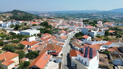 Moradia T5 para Venda em Azueira e Sobral da Abelheira