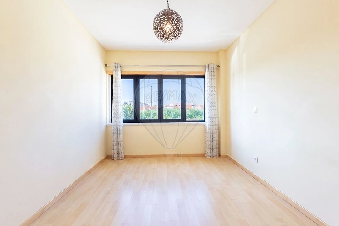 Apartamento T1 para Venda em Silveira Foto 7
