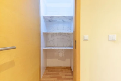Apartamento T1 para Venda em Silveira