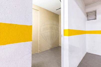 Apartamento T1 para Venda em Silveira