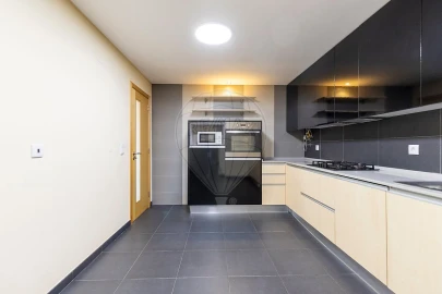 Apartamento T1 para Venda em Silveira
