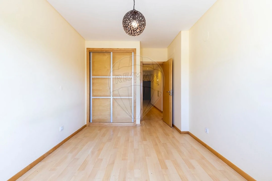 Apartamento T1 para Venda em Silveira Foto 9