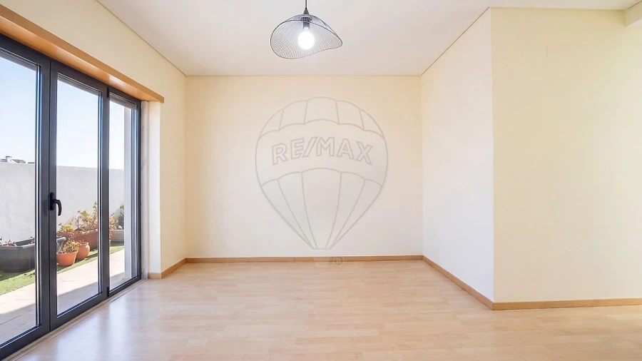 Apartamento T1 para Venda em Silveira
