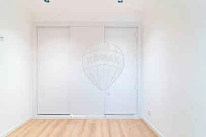 Apartamento T1 para Venda em Campo de Ourique