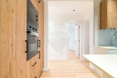 Apartamento T1 para Venda em Campo de Ourique