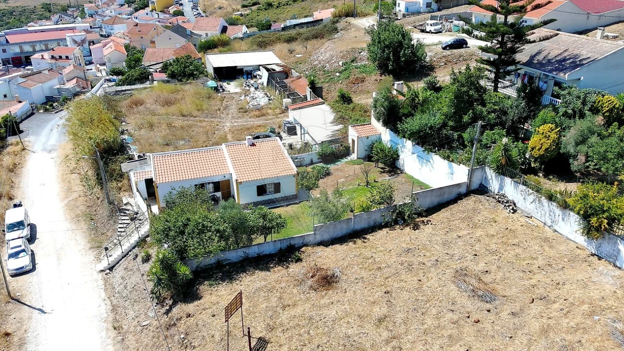 Moradia T1 para Venda em Santo Antão e São Julião do Tojal Foto 25