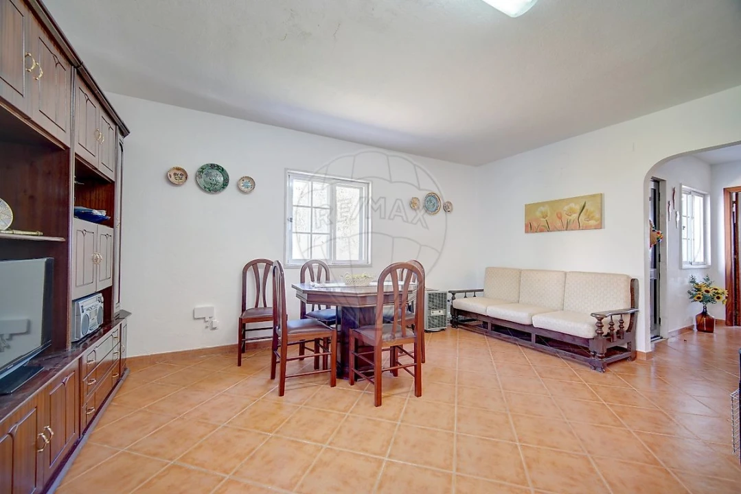 Moradia T1 para Venda em Santo Antão e São Julião do Tojal Foto 16