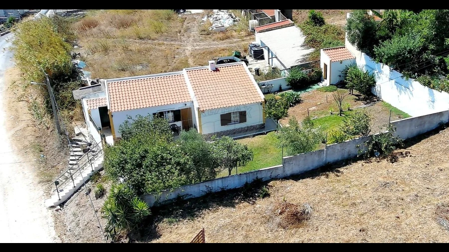 Moradia T1 para Venda em Santo Antão e São Julião do Tojal