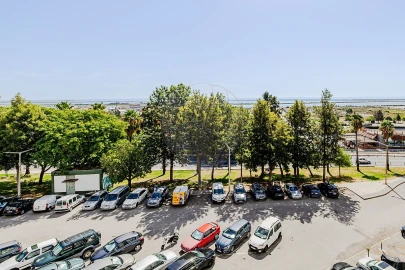 Apartamento T3 para Venda em Póvoa de Santa Iria e Forte da Casa