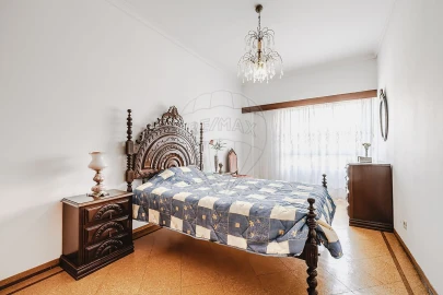 Apartamento T3 para Venda em Póvoa de Santa Iria e Forte da Casa