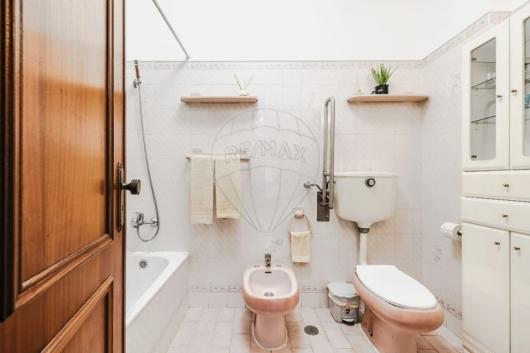 Apartamento T3 para Venda em Póvoa de Santa Iria e Forte da Casa Foto 19