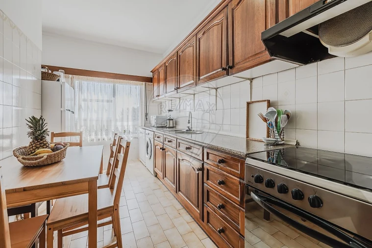 Apartamento T3 para Venda em Póvoa de Santa Iria e Forte da Casa Foto 6