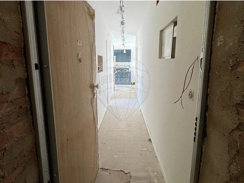 Apartamento T1 para Venda em Beato Foto 4