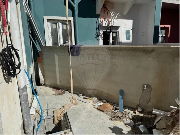 Apartamento T1 para Venda em Beato