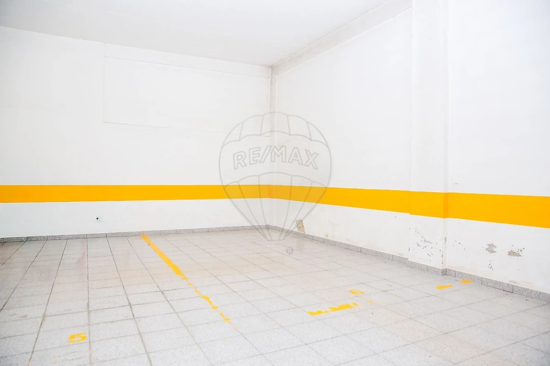 Apartamento T2 para Venda em Sobral de Monte Agraço Foto 3