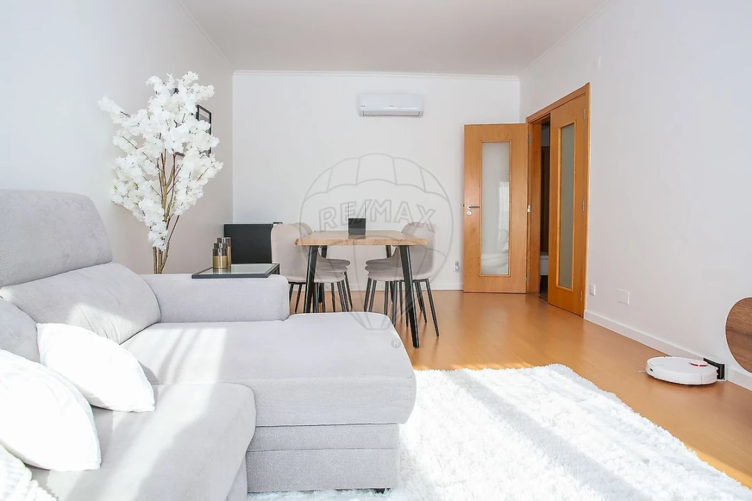 Apartamento T2 para Venda em Sobral de Monte Agraço Foto 14
