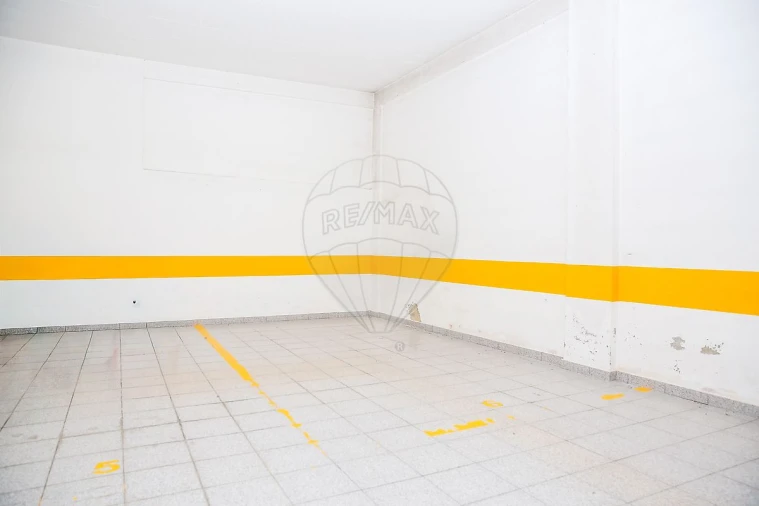 Apartamento T2 para Venda em Sobral de Monte Agraço Foto 3