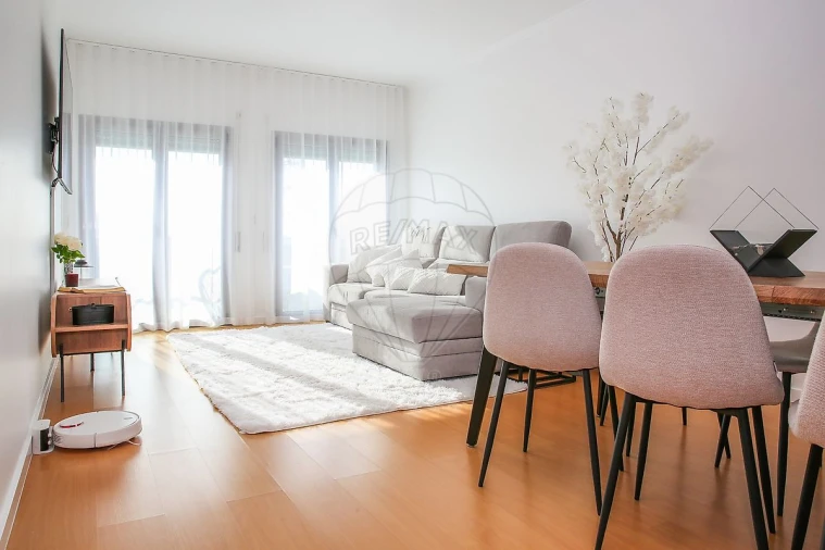 Apartamento T2 para Venda em Sobral de Monte Agraço Foto 16