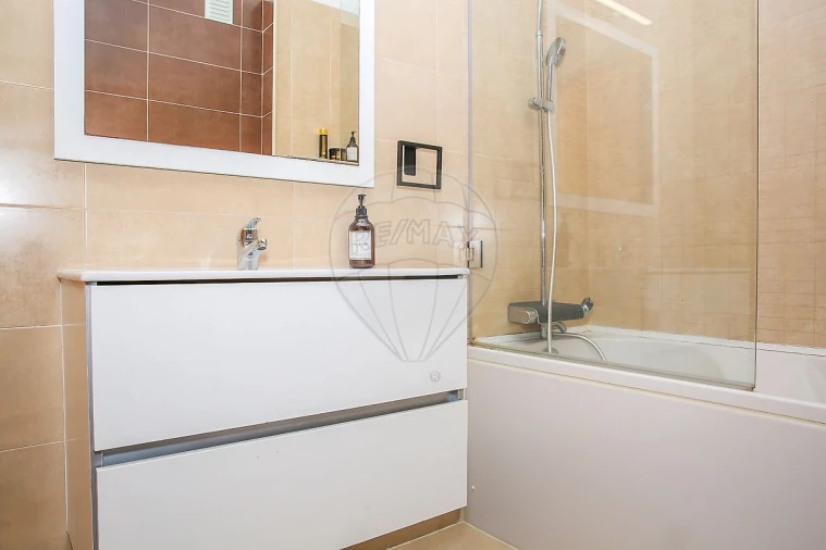 Apartamento T2 para Venda em Sobral de Monte Agraço Foto 4