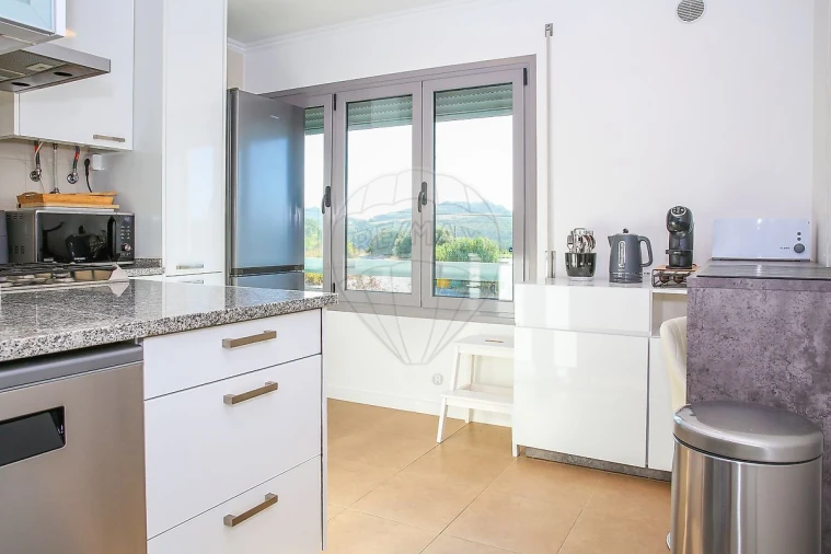 Apartamento T2 para Venda em Sobral de Monte Agraço Foto 20