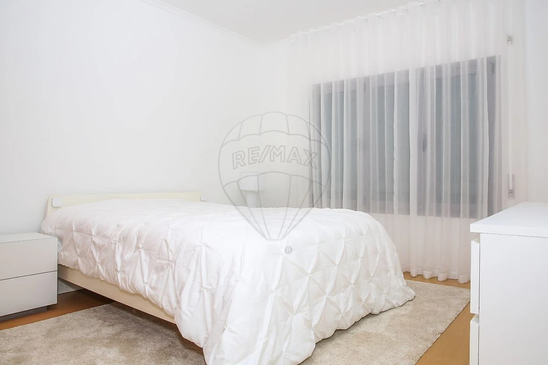 Apartamento T2 para Venda em Sobral de Monte Agraço Foto 8
