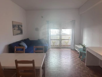Apartamento T1 para Arrendamento em Oeiras e São Julião da Barra, Paço de Arcos e Caxias