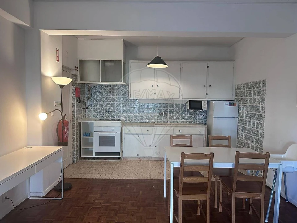 Apartamento T1 para Arrendamento em Oeiras e São Julião da Barra, Paço de Arcos e Caxias Foto 3